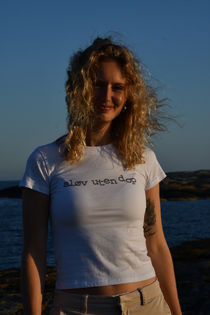 Sløv Uten Dop Dame Tee